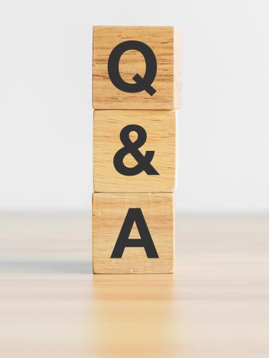 Q&A wooden blocks